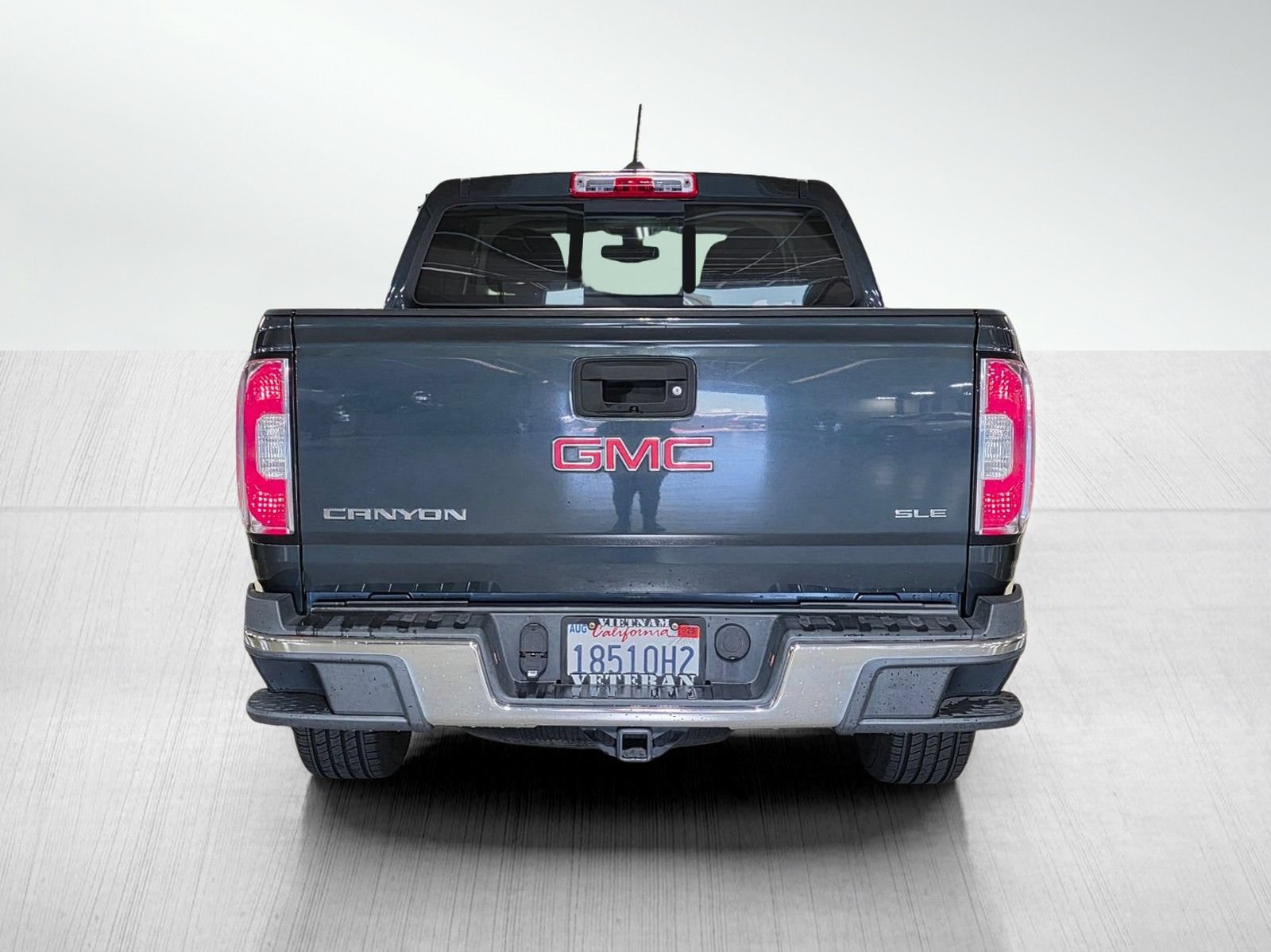 Used 2017 GMC Canyon SLE w/ SLE Convenience Package RWD image 6