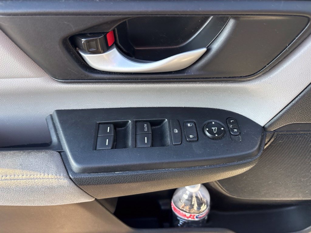 Used 2020 Honda CR-V LX image 15