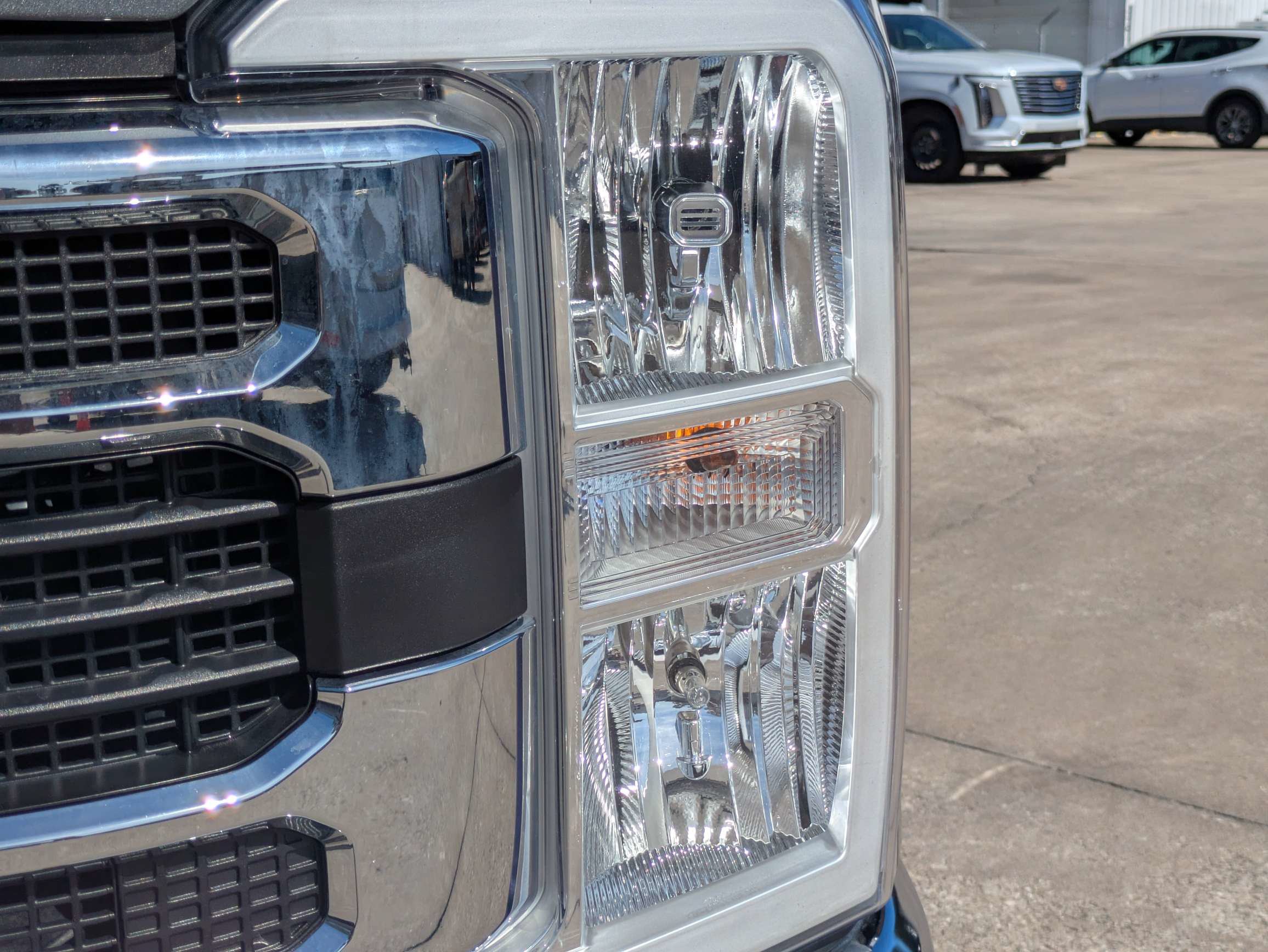 Used 2025 Ford F250 XLT AWD/4WD image 28
