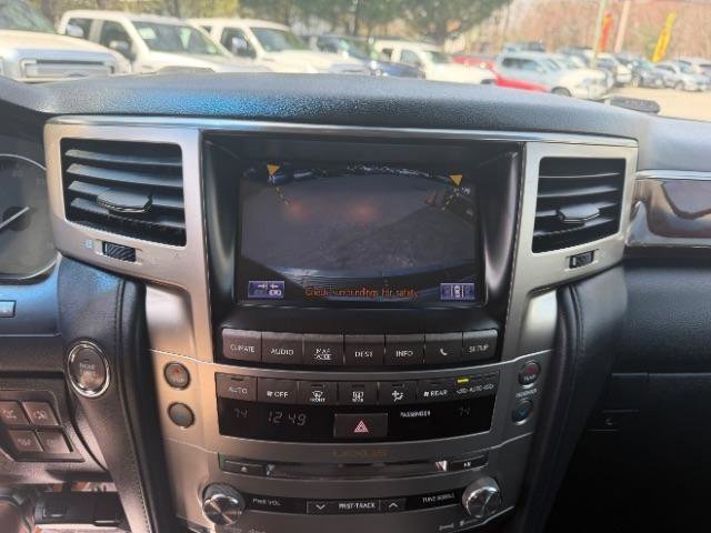 Used 2013 Lexus LX 570 4WD image 28