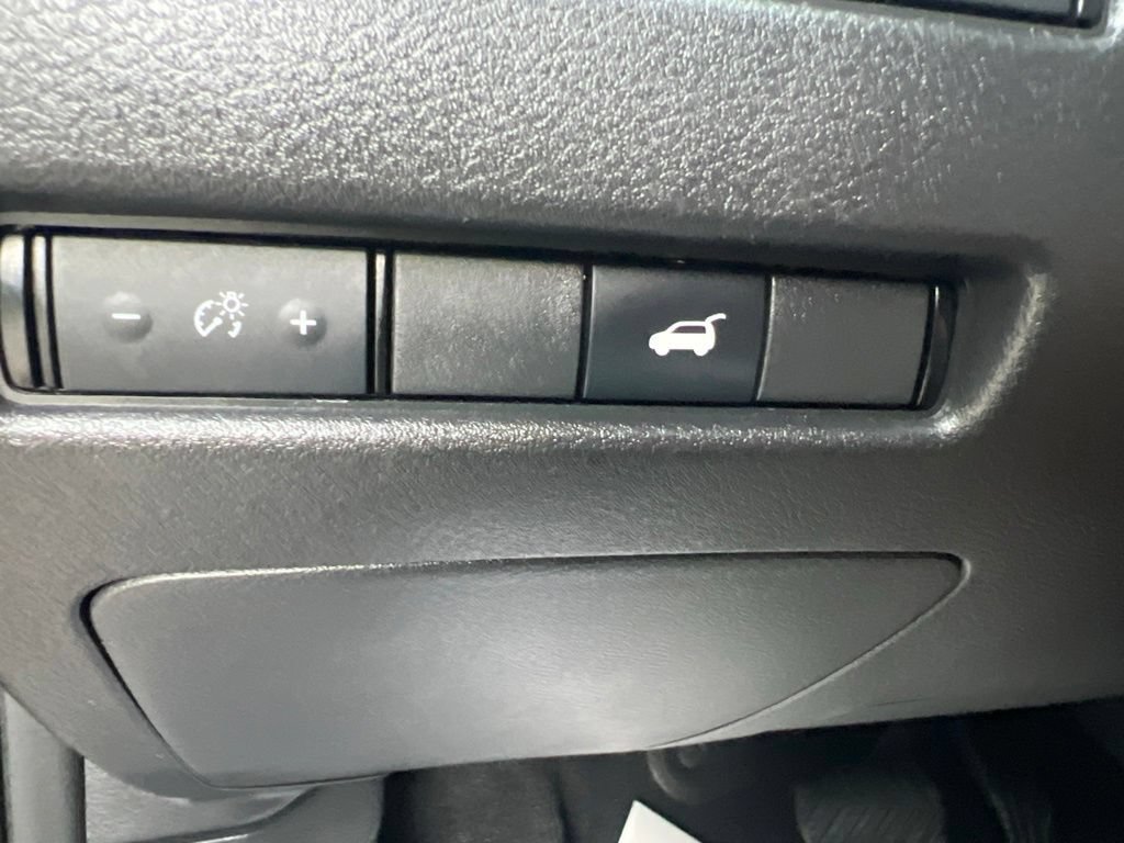 Used 2021 Nissan Rogue SV w/ Premium Package FWD image 32