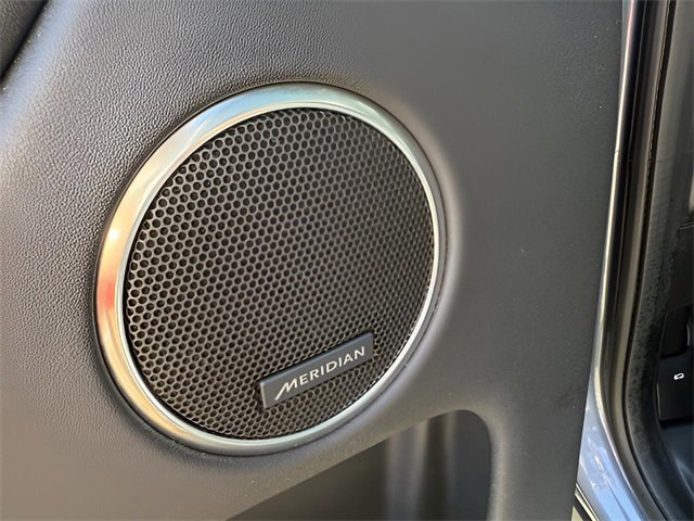 Used 2022 Land Rover Discovery Sport SE image 13