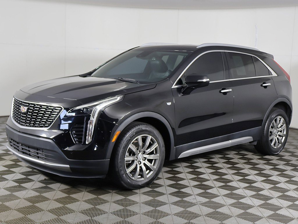 Used 2022 Cadillac XT4 Premium Luxury w/ Safety Alert Package image 6