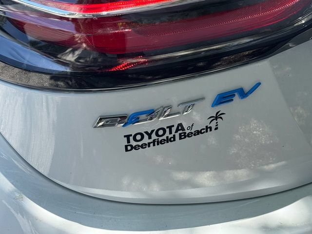 Used 2023 Chevrolet Bolt LT w/ Driver Confidence Package FWD image 6