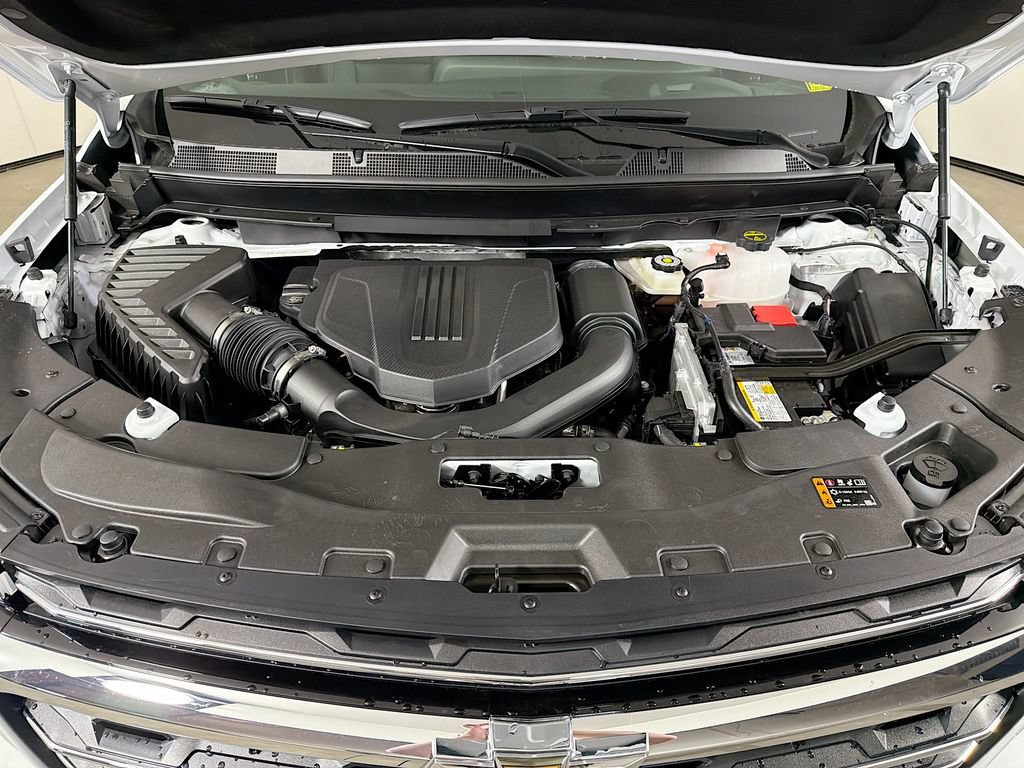 New 2026 Chevrolet Traverse LT w/ LPO, Floor Liner Package AWD/4WD image 26