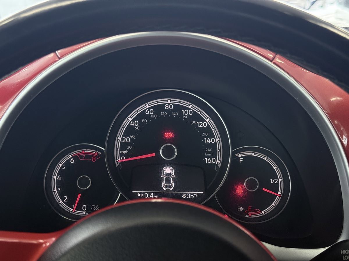 Used 2017 Volkswagen Beetle 1.8T Classic image 33