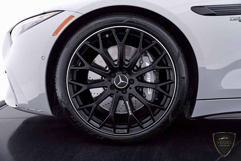 Used 2025 Mercedes-Benz SL 43 AMG w/ Driver Assistance Package image 3