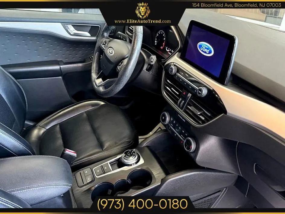 Used 2020 Ford Escape SEL image 21