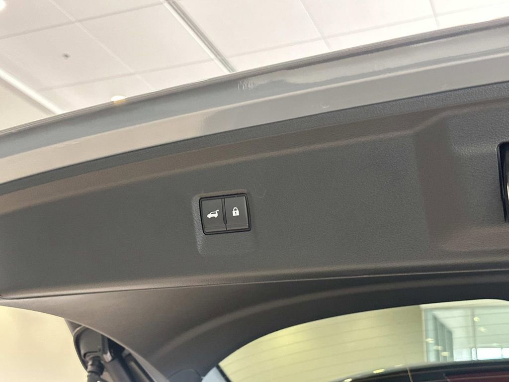 New 2026 INFINITI QX60 Sport w/ Dark Cargo Package image 17