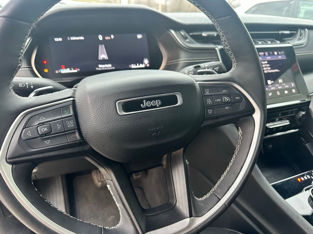 Used 2024 Jeep Grand Cherokee L Laredo image 15