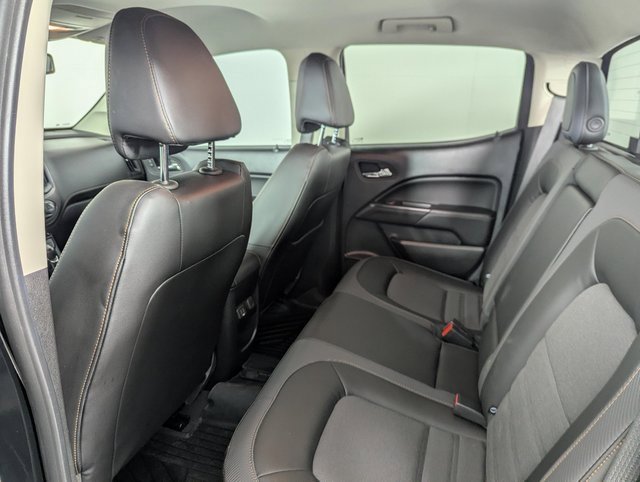 Used 2022 GMC Canyon AT4 image 17