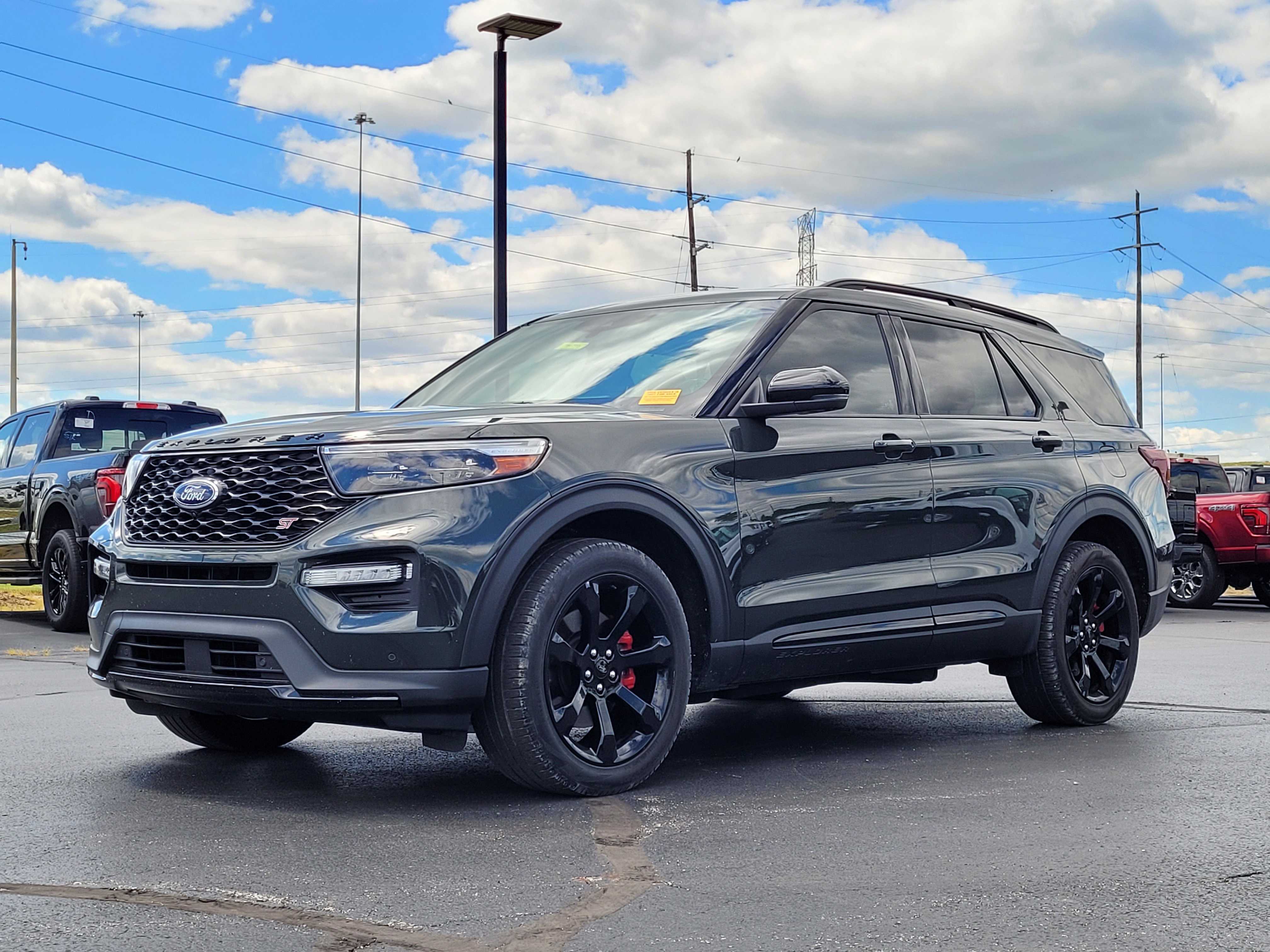 Used 2023 Ford Explorer ST w/ Equipment Group 401A AWD/4WD image 8