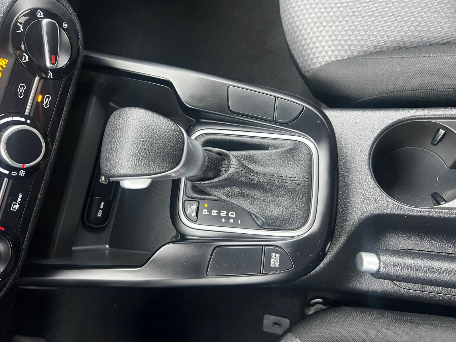 Used 2025 Kia Soul LX w/ LX Technology Package image 38