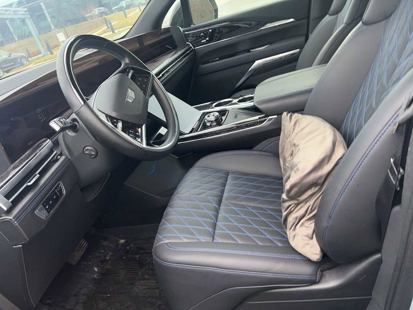 Used 2025 Cadillac Escalade IQ Luxury 1 image 14