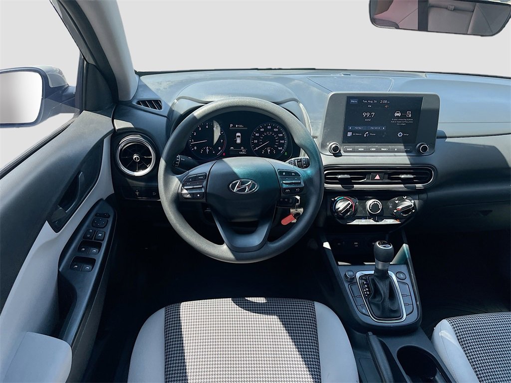 Used 2023 Hyundai Kona SE image 21