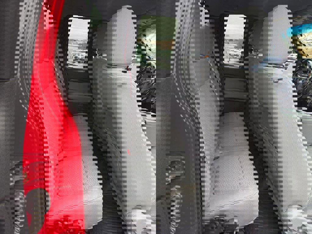 Used 2012 Ford F150 XLT w/ XLT Chrome Pkg image 22