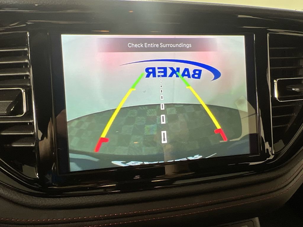 Used 2025 Dodge Durango GT image 16