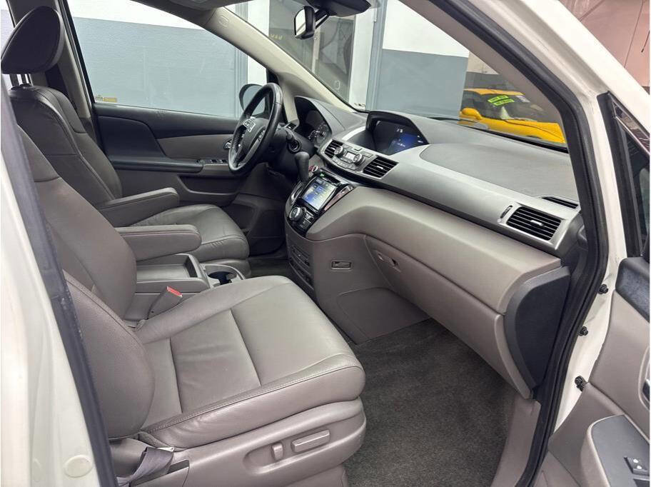 Used 2015 Honda Odyssey EX-L image 25