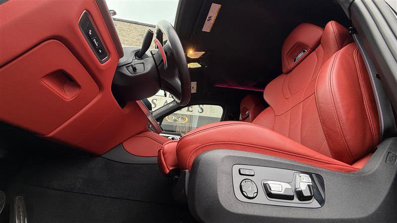 Used 2024 BMW XM image 13