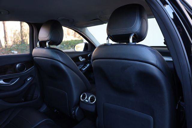 Used 2015 Mercedes-Benz C 300 Sedan image 21