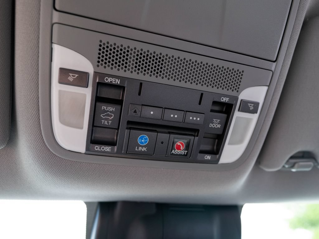 Certified 2020 Acura MDX SH-AWD w/ Technology Package image 36