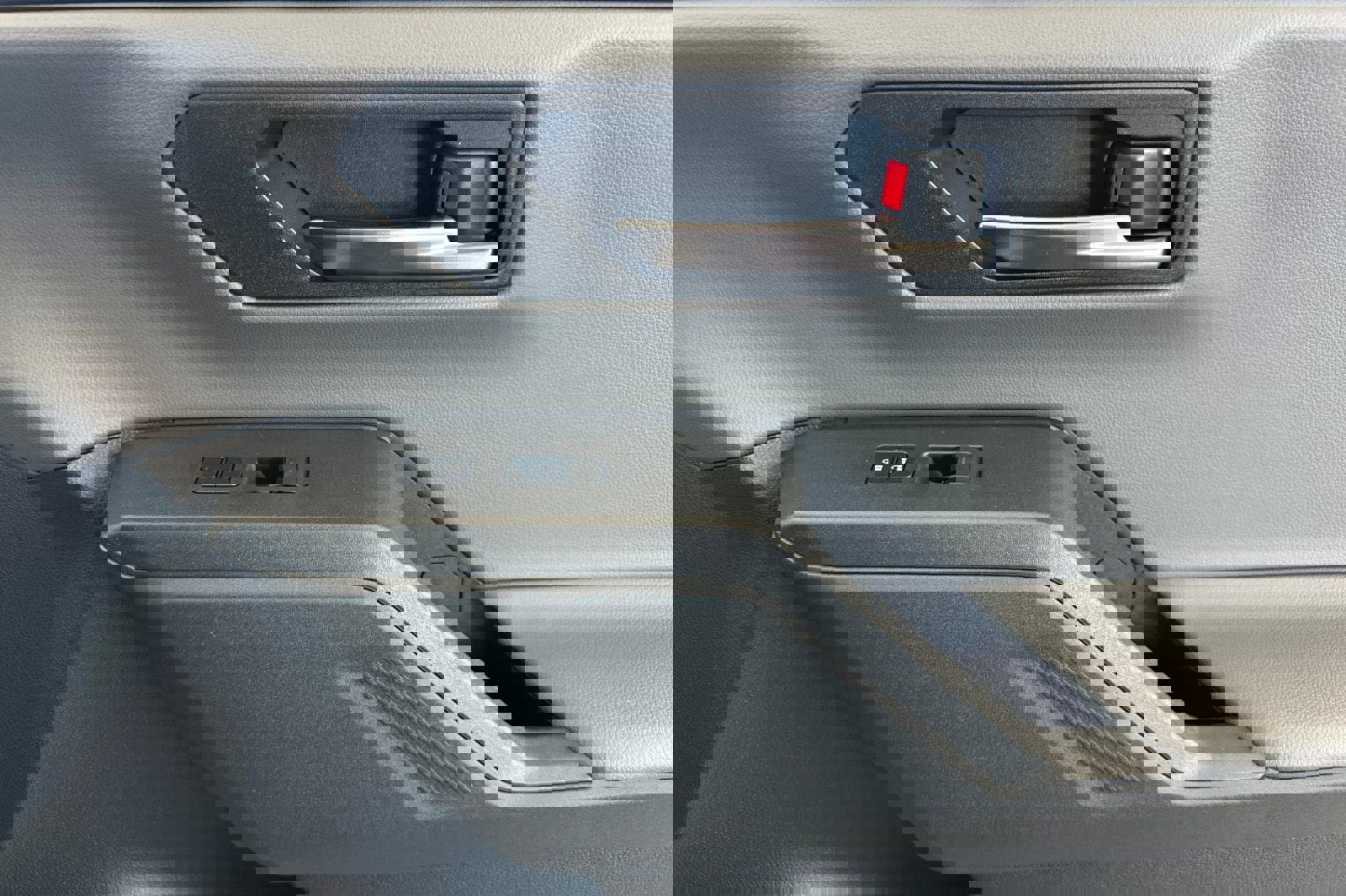 New 2026 Toyota RAV4 SE image 20