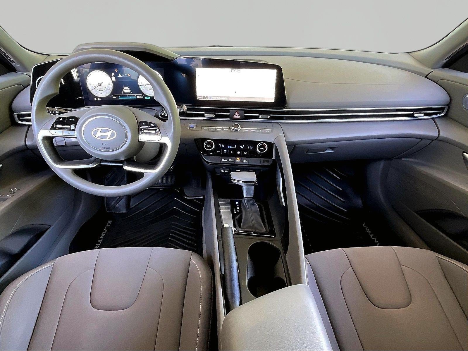 Used 2024 Hyundai Elantra SEL FWD image 7