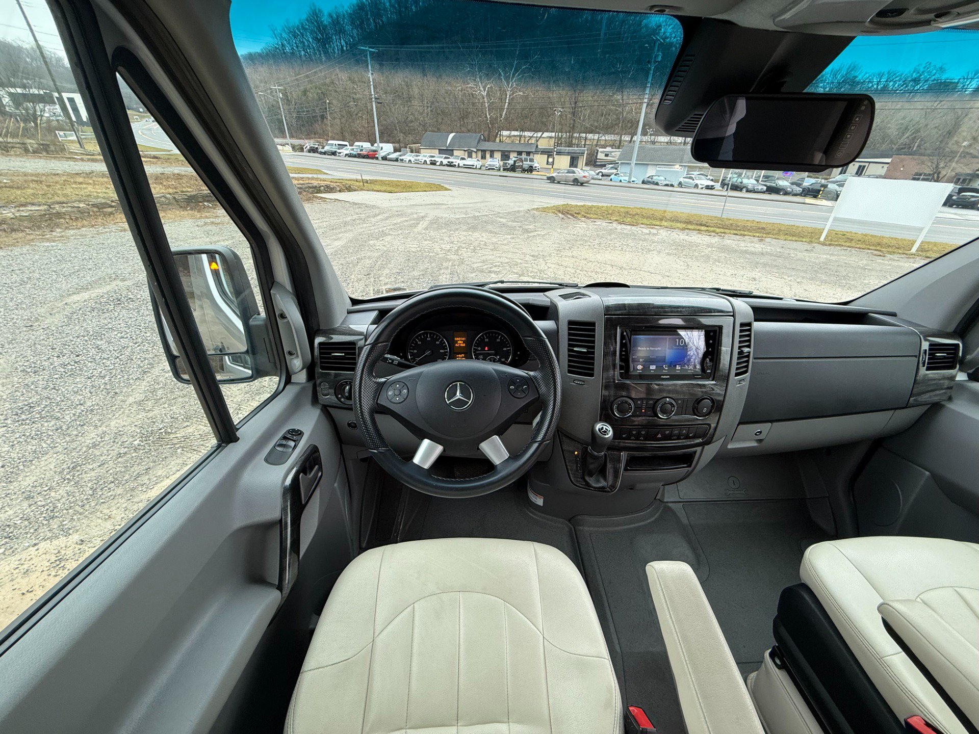 Used 2017 Mercedes-Benz Sprinter 3500 image 23