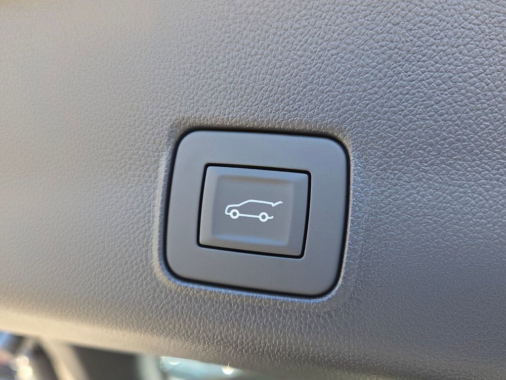 New 2026 Chevrolet TrailBlazer RS w/ Convenience Package FWD image 12