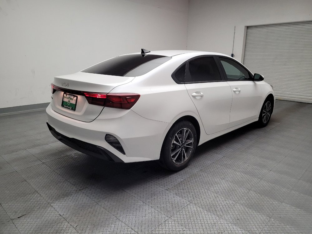 Used 2023 Kia Forte LXS w/ LXS Technology Package image 9