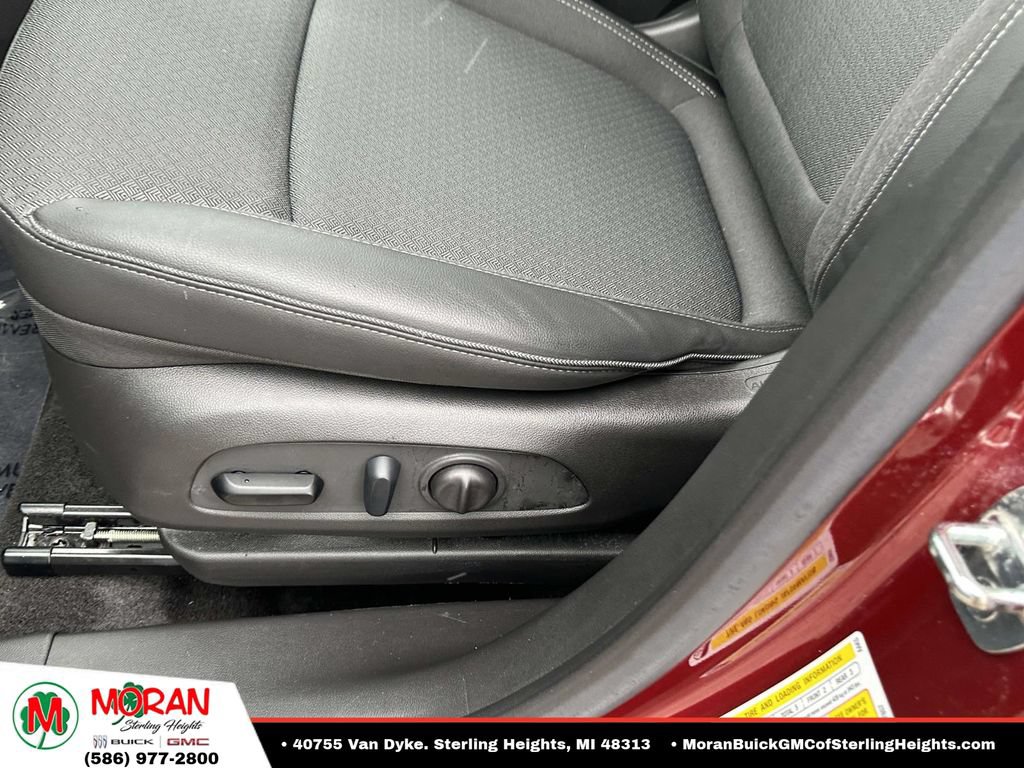 Certified 2023 Buick Encore GX Select w/ Sport Touring Package FWD image 19