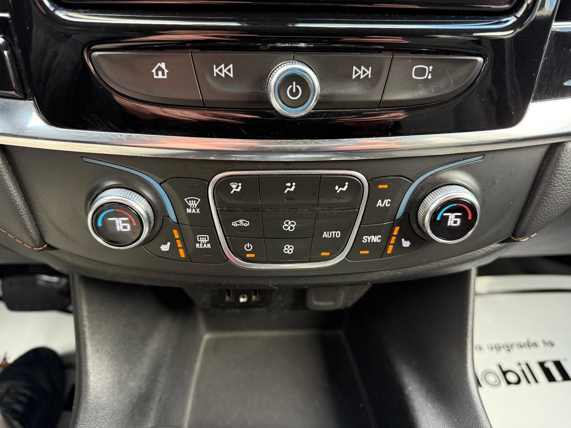 Certified 2020 Chevrolet Traverse LT AWD/4WD image 21