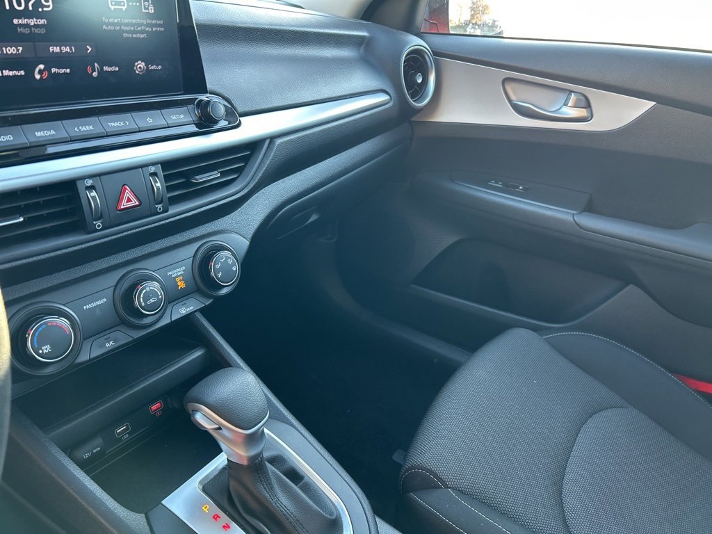 Used 2024 Kia Forte LXS image 10