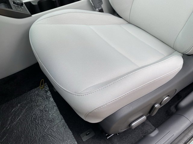 New 2025 Hyundai Kona SEL image 28