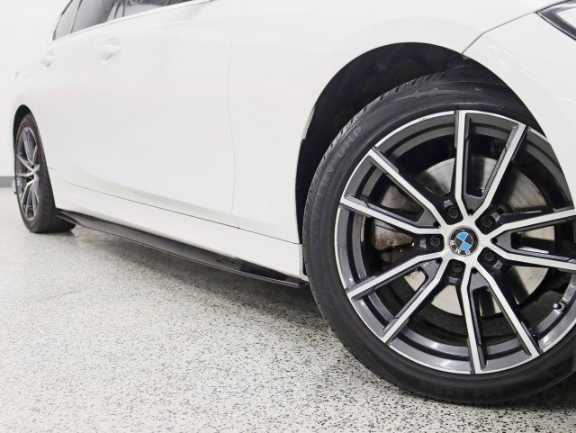 Used 2019 BMW 330i Sedan w/ Convenience Package RWD image 4