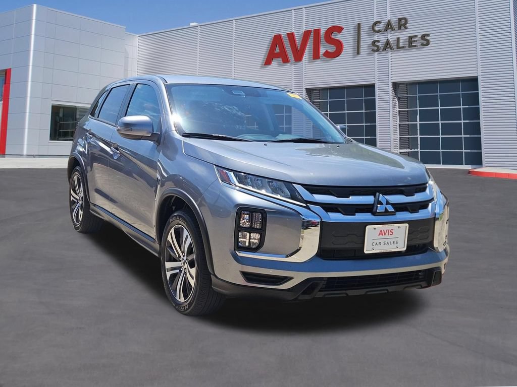 Used 2025 Mitsubishi Outlander Sport SE AWD/4WD image 12