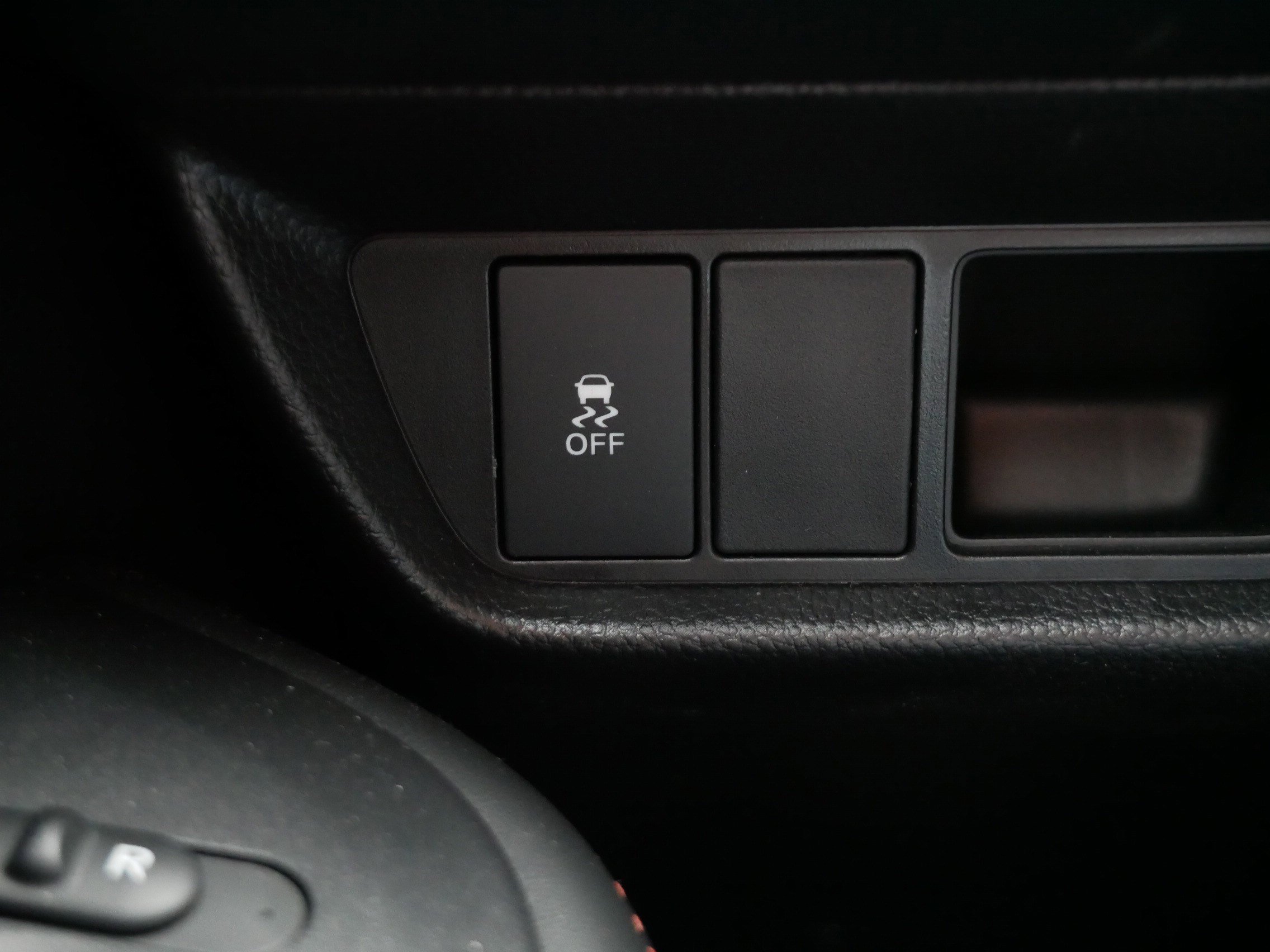 Certified 2026 Honda HR-V Sport image 28