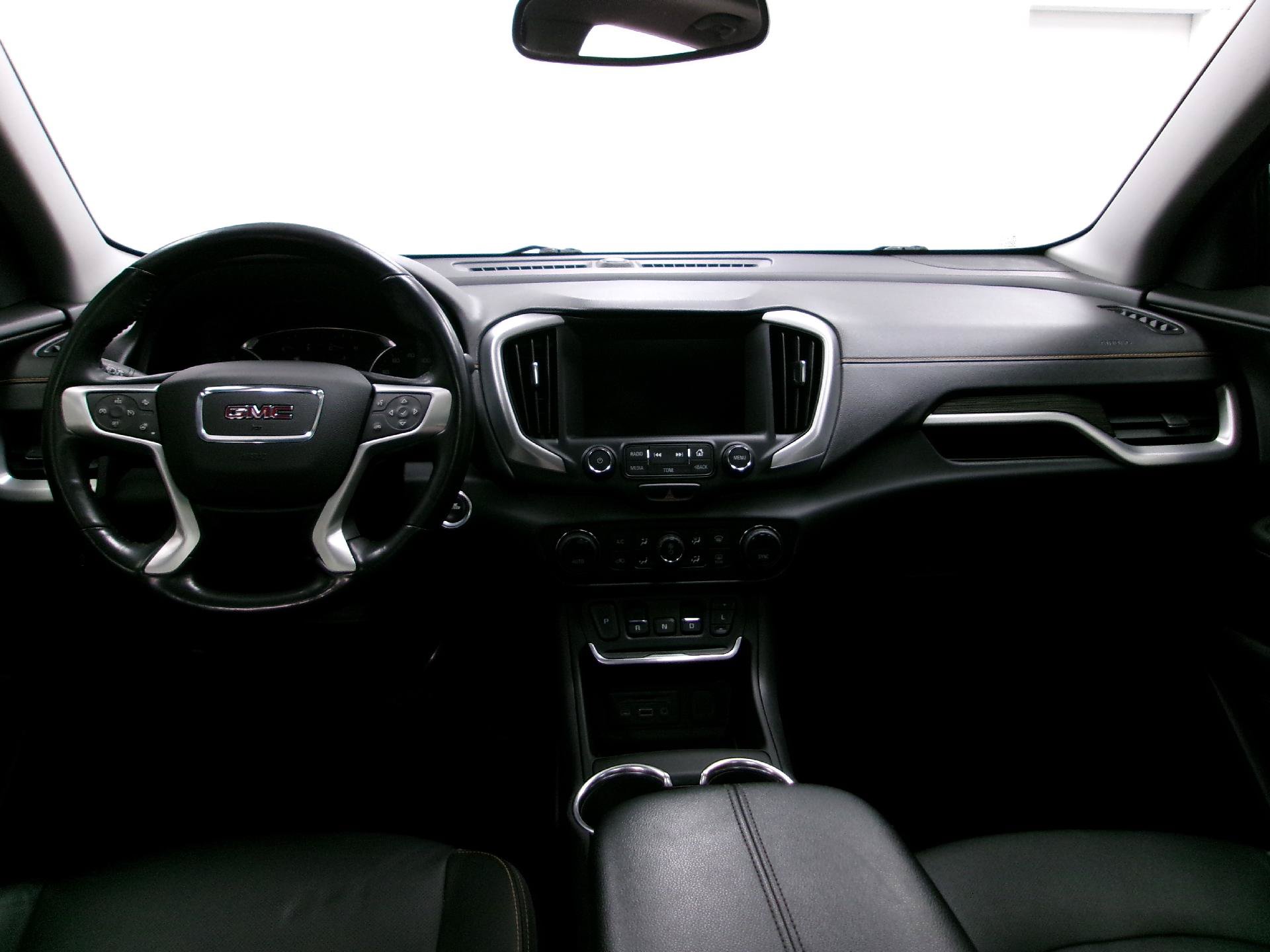 Used 2018 GMC Terrain SLT w/ Preferred Package FWD image 10