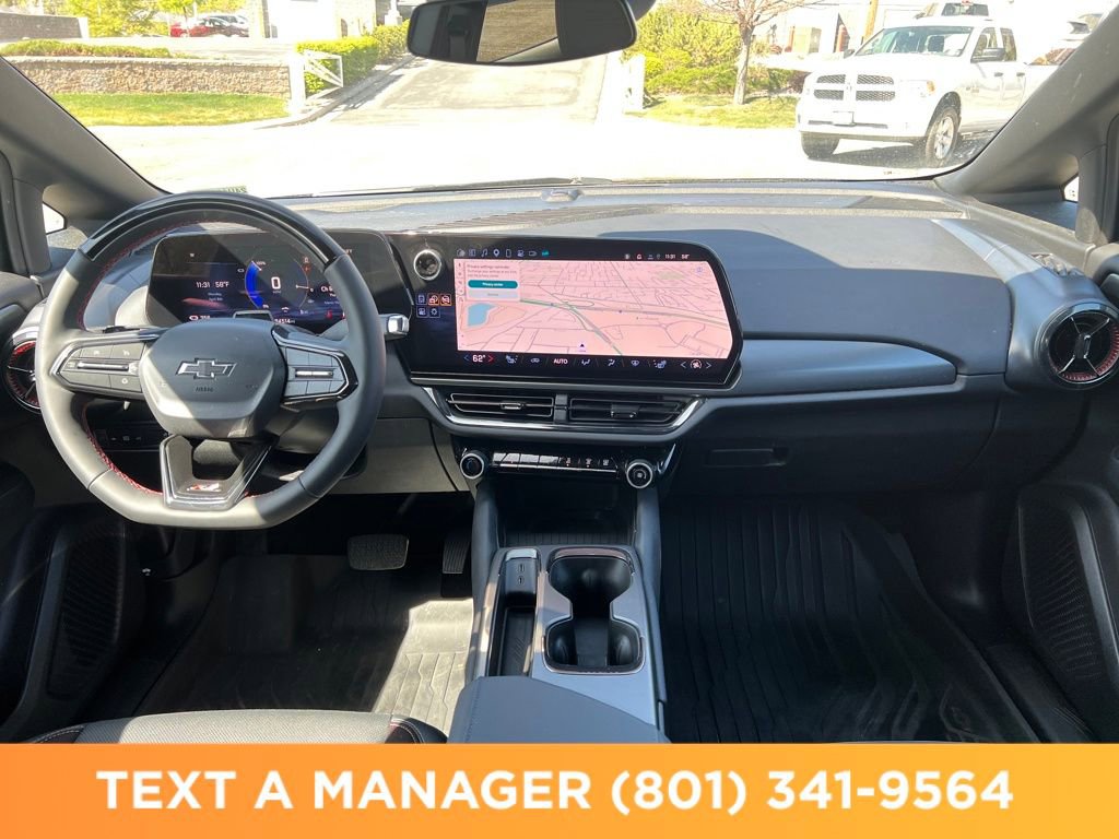 Used 2024 Chevrolet Equinox EV RS FWD image 12