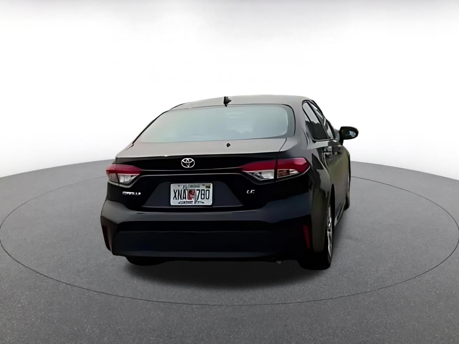 Used 2025 Toyota Corolla LE FWD image 16