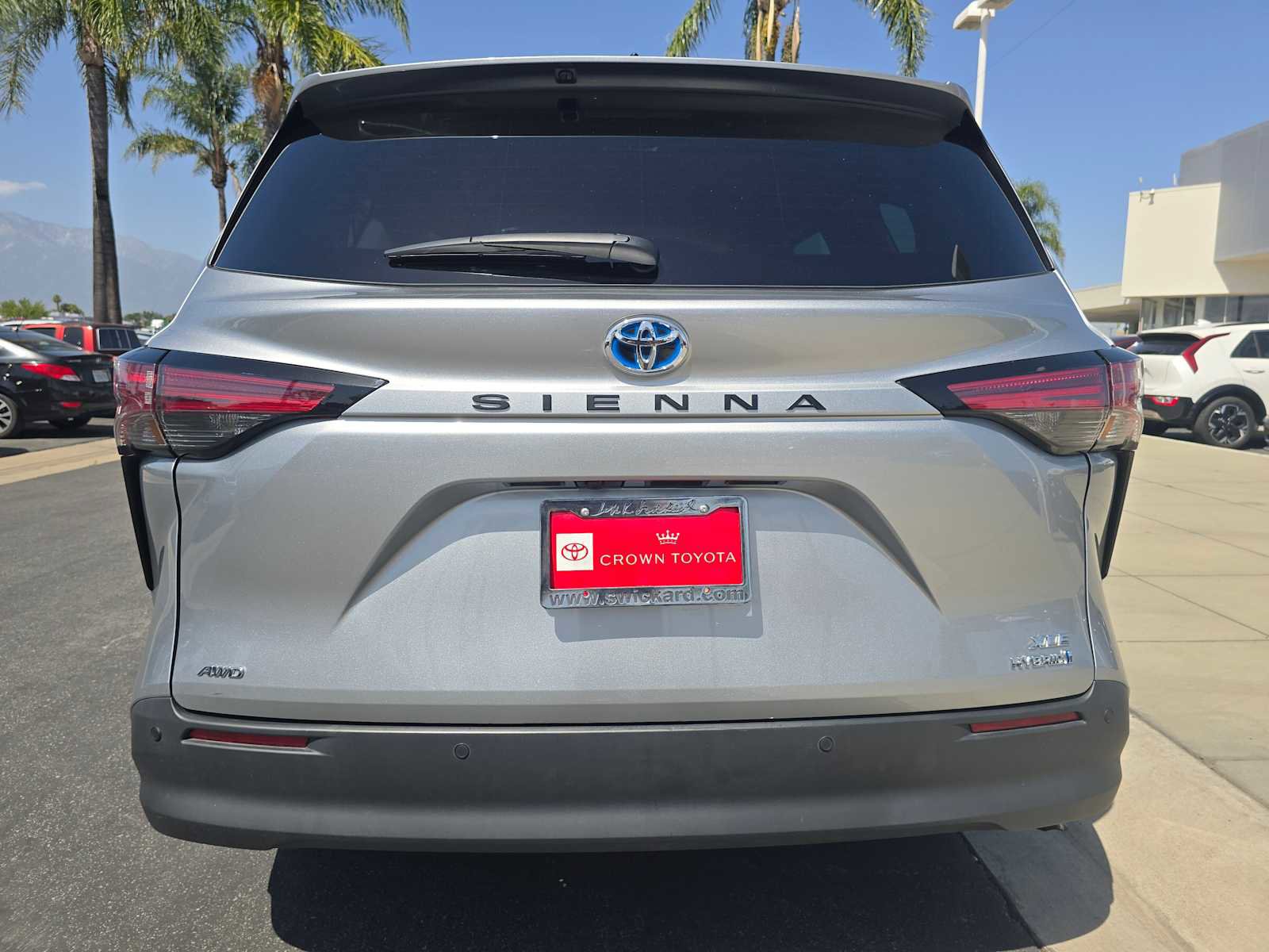 Used 2022 Toyota Sienna XLE w/ XLE Plus Package image 15