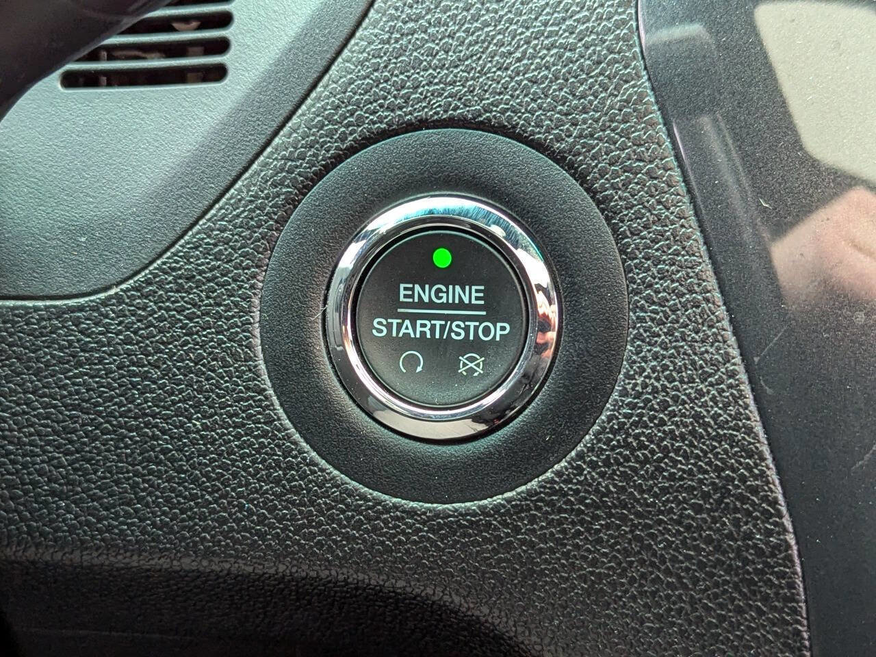 Used 2017 Ford Explorer Sport image 24