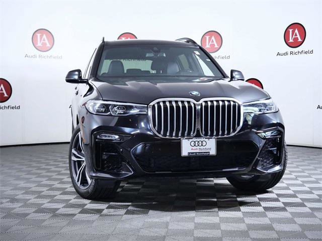 Used 2020 BMW X7 xDrive40i w/ M Sport Package image 3