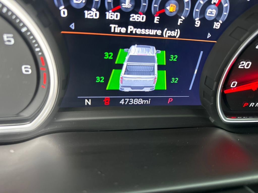 Used 2021 Chevrolet Silverado 1500 High Country w/ Safety Package II image 10