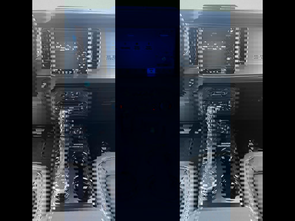 New 2025 Ford Bronco Outer Banks image 10