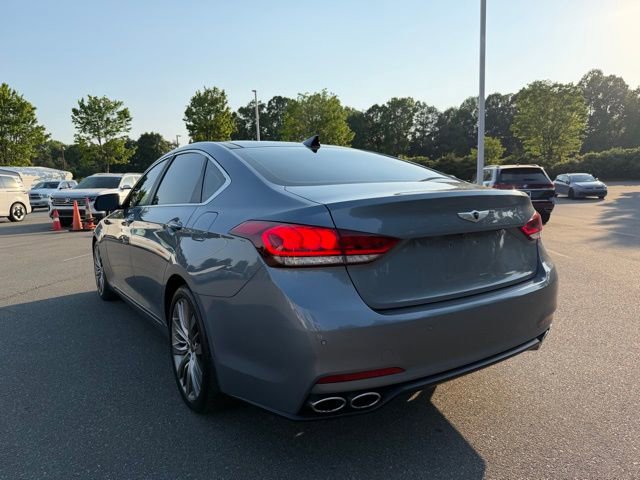 Used 2015 Hyundai Genesis 5.0 RWD image 3