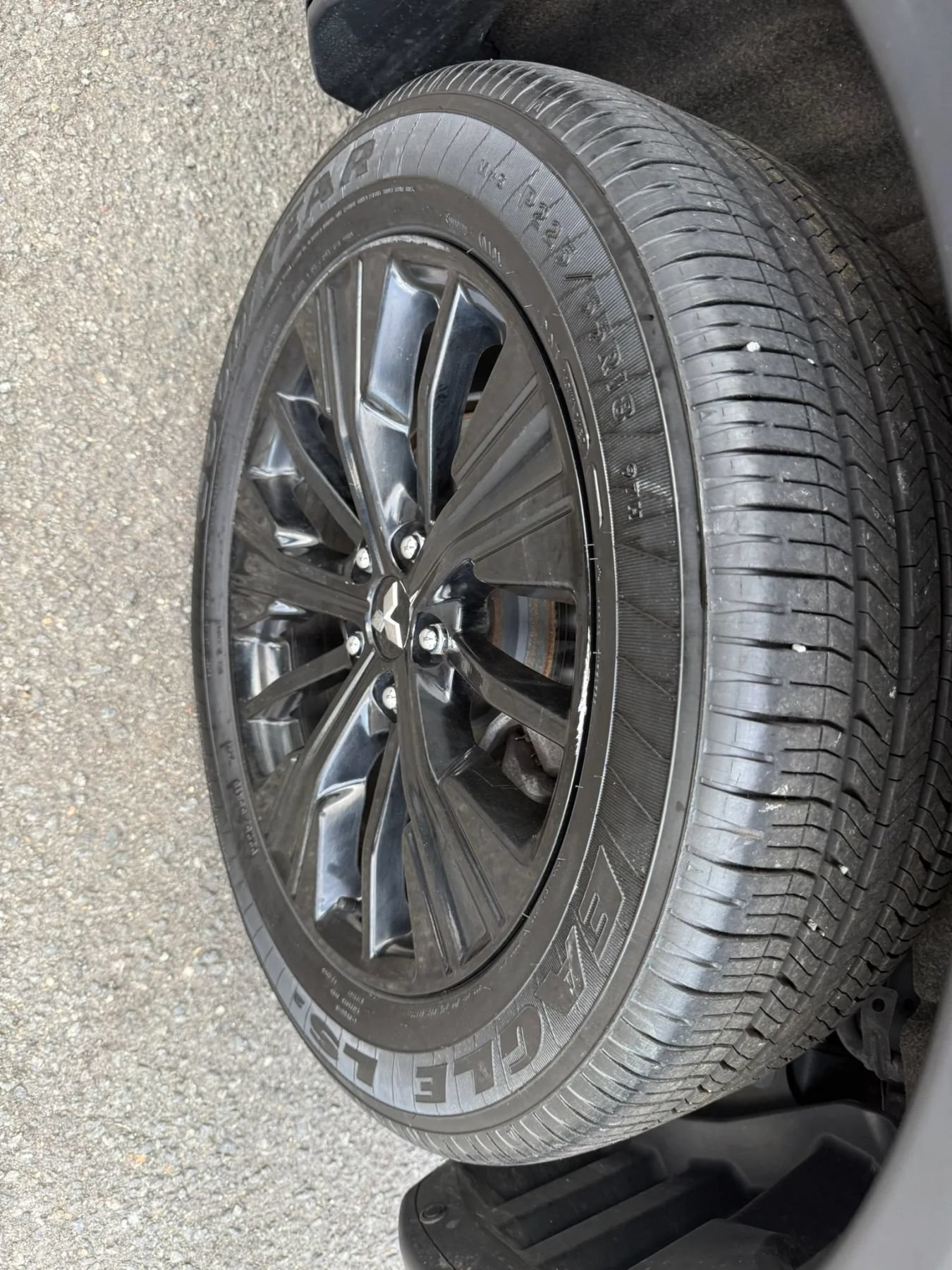 Used 2019 Mitsubishi Eclipse Cross LE AWD/4WD image 38