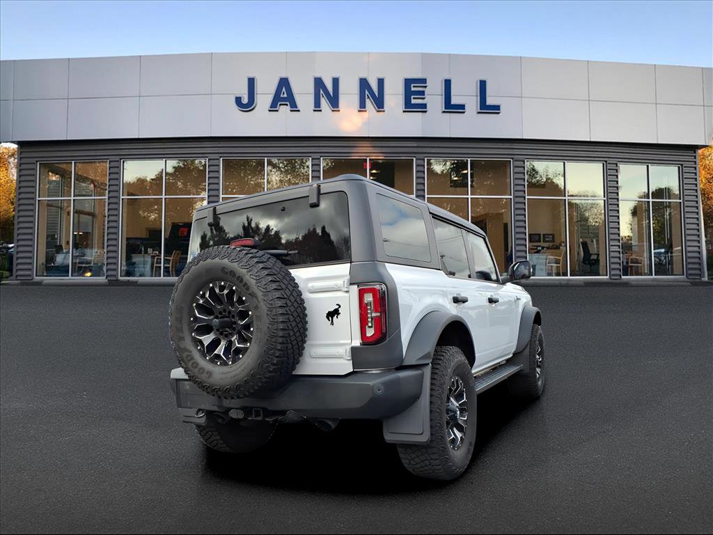 Used 2023 Ford Bronco Wildtrak image 6