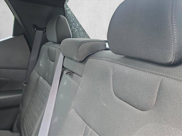 Used 2025 Hyundai Santa Cruz SE FWD image 20