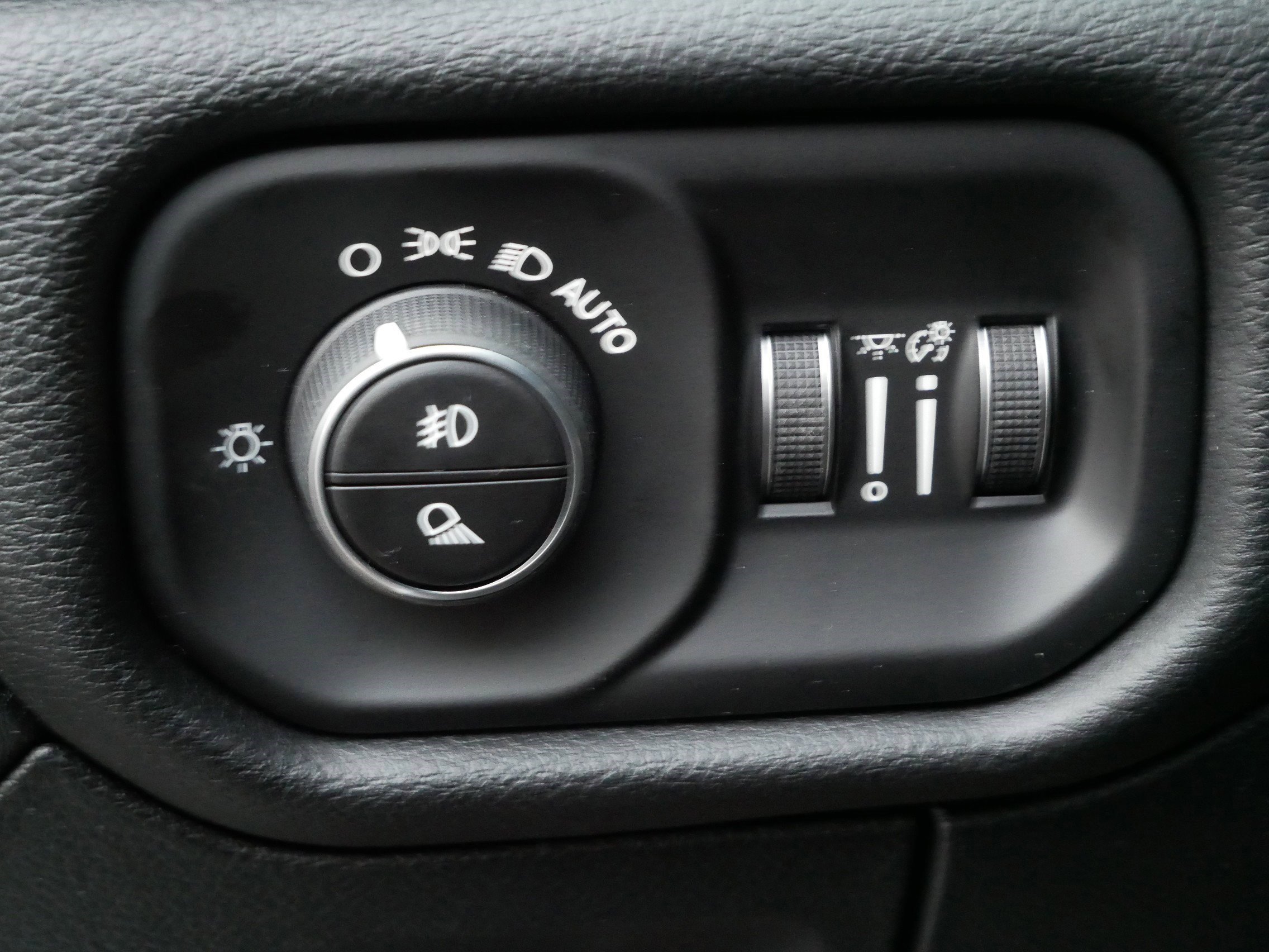 New 2026 RAM 1500 Big Horn AWD/4WD image 14